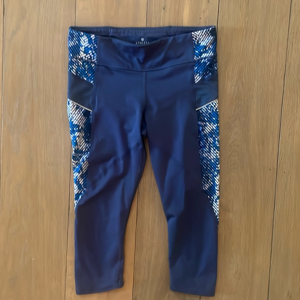 Athleta Capri Leggings- size M